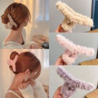 Candy Color Faux Fur Hair Clips Clamps Plush Hair Claws Furry Shark Clip French Back Head Hair Catch Barrette Women Hair Crabs Clip Hair Accessories