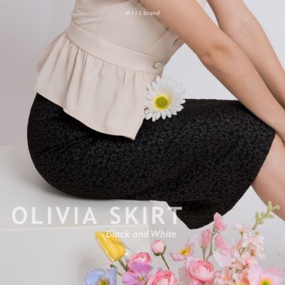 OLIVIA skirt กระทรงสอบผ่าหน้า มีซับในตัว (miltbrand)