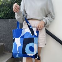 (พร้อมส่ง) กระเป๋า Marimekko -Tote bag Ruutu Unikko Kassi สีฟ้า ของแท้ 100% มีป้ายแท็ก