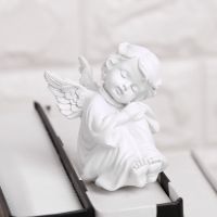 1PCS Retro European Little Angel Gypsum Resin Ornament Cute Angel Resin Figure Ornaments Sculpture Retro Fairy Home Decoration