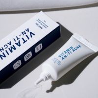 Vitamin Anti-Acne Founderskin ฟาวเดอร์สกิน  ขนาด 10 g