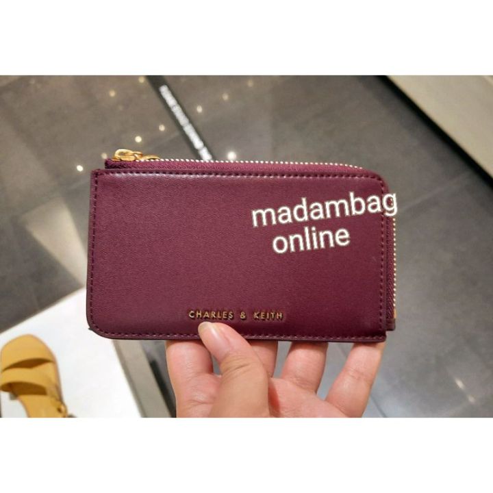 charles-amp-keith-zipped-card-holder-กระเป๋าใส่บัตร