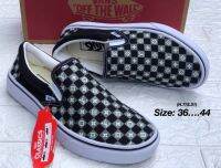 Vans slip on x LV รองเท้าผ้าใบแบบสวมพร้อมกล่อง