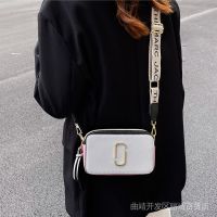 Wu Ying 2022MARC*JACOBSˉCamera Bag Womens Luxury Designer Single Shoulder Bag Handbags Fashion Texture Wide Strap Single  Messenger Bags LKGB