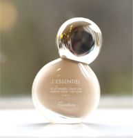 GUERLAIN LEssentiel Natural Glow Foundation 16H Wear SPF 20 30mL