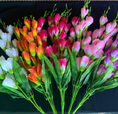 ดอกไม้ประดิษฐ์  ယဇ်ပလ္လင် tulips; ၂၈ ပွင့် ดอกทิปลิป  1 ช่อ รวม 4 ก้าน ดอกทิปลิป*270731 ดอกไม้ประดับตกแต่ง ดอกไม้ปลอม