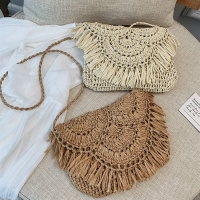 Bohemian Hollow Tassel Rattan Women Shoulder Bags Wicker Woven Crossbody Bags Summer Beach Straw Bag Lady Clutches Female Purses