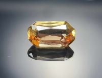 พลอยซิทริน(Citrine) ทรงสี่เหลี่ยมยาว หนัก 1.63 กะรัต ขนาด 5x4x9  mm. พลอยแท้ 100% เนื้อดี ราคาถูก มีของแถมทุกออเดอร์