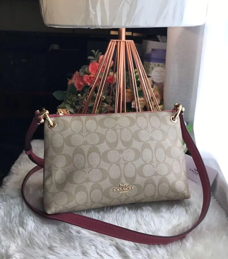 Coach mia crossbody in signature canvas hot sale