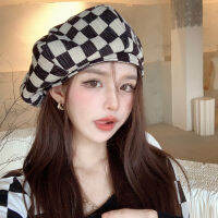 Designer ยี่ห้อสีดำและสีขาว Checkered Beret ผู้หญิงฤดูร้อนฤดูใบไม้ผลิและฤดูใบไม้ร่วงสไตล์แปดเหลี่ยมหมวกแสดงใบหน้าขนาดเล็ก