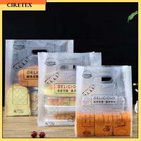 CIRETEX 100PCS ขอบคุณนะครับ ถุงพลาสติกใส่ของ พร้อมมือสำหรับเด็ก โปร่งใสโปร่งใส ถุงบรรจุภัณฑ์ของขวัญคริสต์มาส อุปกรณ์จัดงานแต่งงาน กระเป๋าใส่เครื่องประดับ ถุงช้อปปิ้งถุง ตกแต่งปาร์ตี้งานแต่งงาน