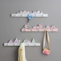 Cute Animal Plants Shape Key Hanger Wall Wood Hooks Clothes Kids Room Decorative Hat Hanging Wood Hanger Kitchen Storage Hook Picture Hangers Hooks