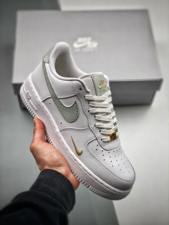 nike air force 1 07 essential gold