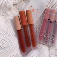 ลิปเซท 3 แท่ง 3 สี เนื้อกำมะหยี่ ครีมมี่ นุ่มละมุนปาก สีชัด ติดทน Fluffy Lip Glaze เซท 3 แท่ง 3 สี NO45