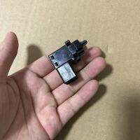 สำหรับ Opel Antara Chevrolet Captiva Handke Light Switch ที่จอดรถเบรค Handke Contact Switch OE:96628528