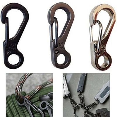 ：“{—— Stainless Steel Carabiner Key Chain Buckle Traveling Lightweight 10Pcs Snap Spring Hook Camping Climbing Useful