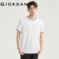 GIORDANO ผู้ชาย เสื้อยืดคอกลมแขนสั้นพิมพ์ลายตัวอักษรถักคอตตอนตัดขอบ Free Shipping 01023395