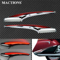 รถจักรยานยนต์ Saddlebag Accent Swoop ไฟ LED สีแดงไฟเลี้ยวสำหรับ Honda GL1800 &amp; F6B รุ่น2012 2013 2014 2015