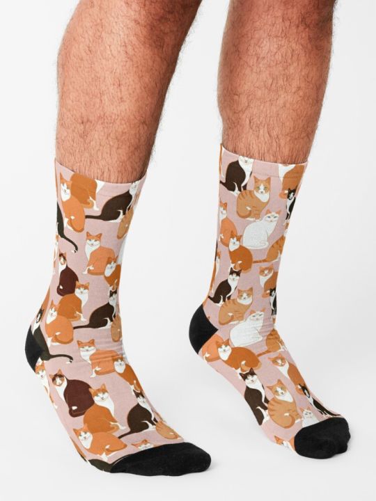 ginger-cats-on-pink-socks-ถุงเท้ากันลื่นผู้ชาย