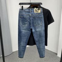 ♟✹┇ 2023 spring and summer new simple and stylish dark blue slim-fit jeans mens elastic small feet nine-point pants trendy men