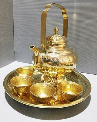 ชุดน้ำชากาโบราณ ทรงฟักทอง ถาดทองเหลืองหล่อ 10 นิ้ว ขอบแบ