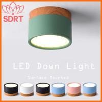 ไฟสปอตไลท์ LED เพดานติดตั้งบนพื้นผิวสำหรับห้องนั่งเล่นในห้องครัวสไตล์เรียบง่าย