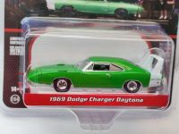 1: 64 1969 Dodge Charger Charger Daytona (#1399) -ฤดูใบไม้ผลิสีเขียว Diecast โลหะผสมรุ่นรถของเล่นสำหรับของขวัญคอลเลกชัน