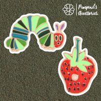 ?? พร้อมส่ง : ?? เข็มกลัดเซ็ทหนอนและสตอร์เบอร์รี่ | Worm And Strawberry Enamel Brooch Pin Set.