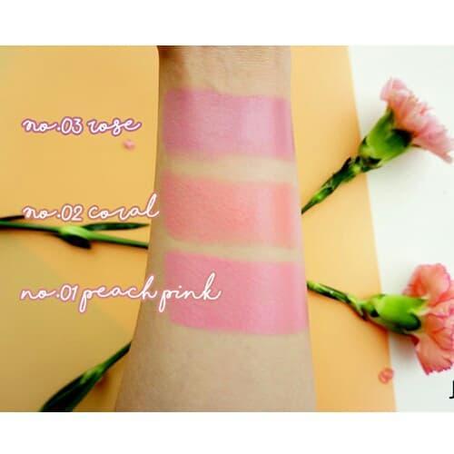 cezanne-cheek-stick-บลัชออน-เนื้อครีม-02-บลัชเนื้อครีมเนียนนุ่ม-มาในรูปแบบเเท่ง-เกลี่ยง่าย-และสามารถใช้ได้ทั้งแก้มและริมฝีปากสวยฉ่ำระเรื่อ-น่ารัก