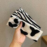 Korean Fashion Chic Zebra Cow Pattern Hair Bands Elastic Knitted Wool Headband Sports Yoga Fitness Compression Hair Accessories