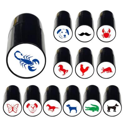 Golf Ball Stamper Self-Inking Waterproof Golf Ball Stamp Photosensitive Ball Marker with Clearly Visible Logo Quick-Drying and Easy to Use Golfing Accessories approving
