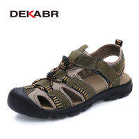 DEKABR ขนาดบวก38-48ใหม่ผู้ชายรองเท้าแตะผู้ชายซัมเมอร์บีชรองเท้าแตะสบายลื่นน้ำรองเท้าแบนแสงรองเท้าแตะลำลอง ~