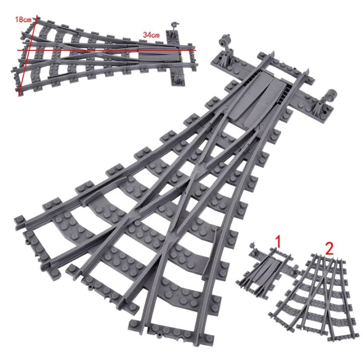 รางรถไฟในเมืองรางด้านซ้ายขวามีความยืดหยุ่นสำหรับทางข้ามของเล่นตัวต่อบล็อคก่อสร้างแบบโค้งตรง