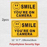 2Pcs SMILE YOURE ON CAMERA คำเตือนทางธุรกิจ Polyethylene CCTV Video ป้ายสีเหลือง11 "X7" /28x18cm