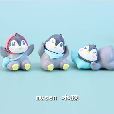 Simulation model of miniature cute cartoon penguin animal toys micro landscape automotive desktop small place figures