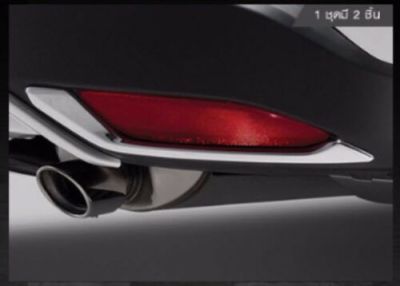 Modulo Honda HRV  คิ้วโครเมียม ไฟทับทิมด้านหลัง ซ้าย ขวา ของแท้  แท้ศูนย์ Honda HRV 2015-2018  หมายเลขชิ้นส่วน# 08F24-T7S-700B