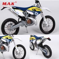 【☃】 BIDORA LIFESTYLE Gratis Ongkir 1/12 Scale รถจักรยานยนต์ Husqvarna FE 501 Racing มอเตอร์ไซด์ล้อแม็ก Diecast รุ่นของเล่นสำหรับของขวัญเด็ก