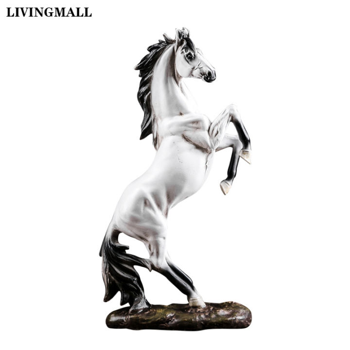 livingmall-เรซิ่นรูปปั้นม้า-morden-art-animal-figurines-สำนักงานอุปกรณ์ตกแต่งบ้าน-horse-sculpture