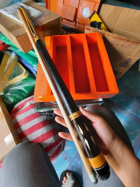Benny's Billiard Playing Cues with FREE leather softcase / Tako ng