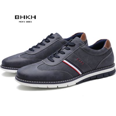 BHKH 2022 Spring / Autumn Men Casual Shoes PU Leather Fashion Sneakers Comfy Walking Lace-up Footwear Men Shoes