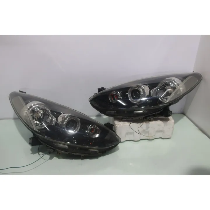 JAPAN PARTS MAZDA DEMIO MAZDA2 DE 0713 Front Xenon HID Head Lights Lamps Light Lampu Depan 1