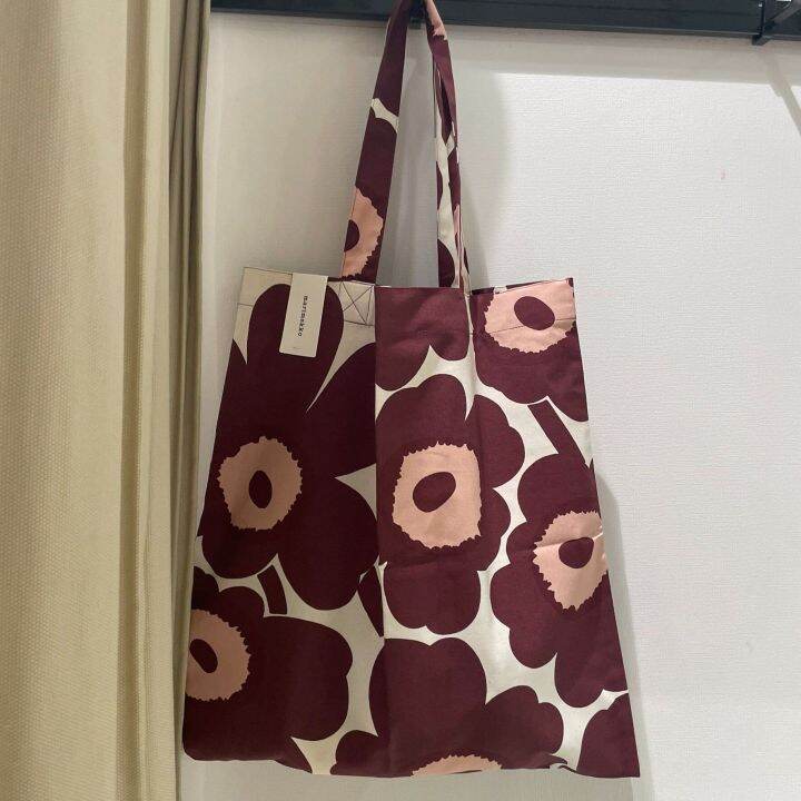 สีใหม่ล่าสุด-พรอมส่ง-marimekko-tote-bag-กระเป๋าผ้า-ดอกสีแดงเข้ม-ของแท้-100-มีป้ายแท็ก