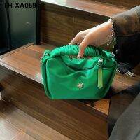 ☂⊕ Female 2023 new summer senior feeling design bag chain oblique satchel texture fold hand-held bucket