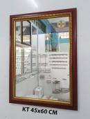 [HCM]Gương soi Kibath khung màu nâu hoa văn KT 45x60 cm