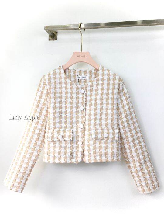 ขายดีเวอร์-งานเสื้อ-chanel-tweed-blouse-คุณภาพเทียบเท่างานแบรนด์-งานสวย-ทรงเป๊ะ-เนื้อผ้าดีค่ะ