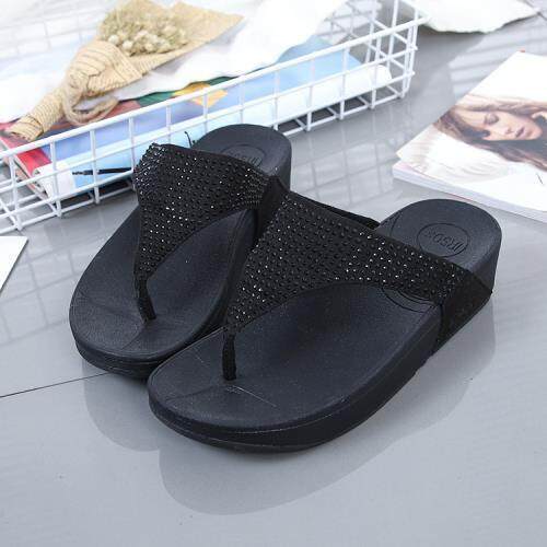 ready-stock-fitflops-summer-cross-flat-soft-platform-sandals-slippers-outer-wear-shiny-leather-ladies-sandals-stylish-and-versatile-footwear