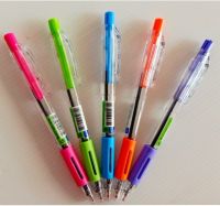 ปากกาควอนตั้ม Quantum 007Hitz บรรจุ 50ด้าม หมึกน้ำเงิน ด้ามคละสี