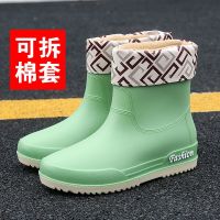 Rain boots womens fashion rain boots day short tube waterproof non-slip rubber shoes middle tube plus velvet warm water shoes雨鞋女款成人时尚雨靴天短筒防水防滑胶鞋中筒加绒保暖水鞋