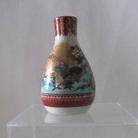 Kutani Japanese Ware Sake Bottle pheasant and flower,ขวดสาเกหรือแจกัน คูตานิ ไก่ฟ้าและดอกไม้