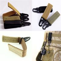 GAFQFR กลางแจ้ง สายรัด ไนลอน เกี่ยวกับยุทธวิธี คลิปคาราไบเนอร์ เข็มขัดแขวน Molle Buckle ตะขอกุญแจ